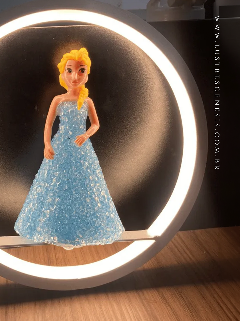 Lustre Infantil Pendente Princesa Elsa Frozen Azul LED Redondo &Oslash;23cm Decorativo para Quarto Infantil Quarto de Menina Cabeceira